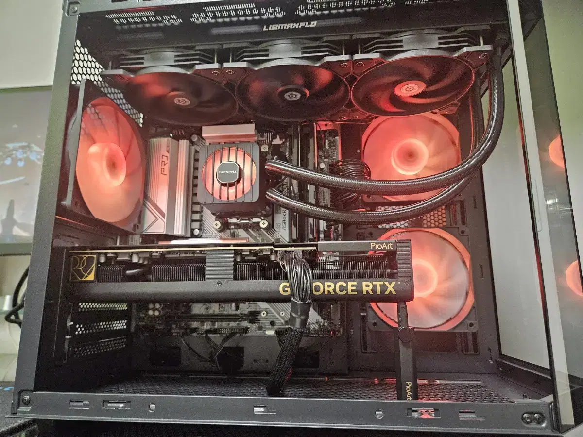 7800x3d, rtx4080, 2tb 본체